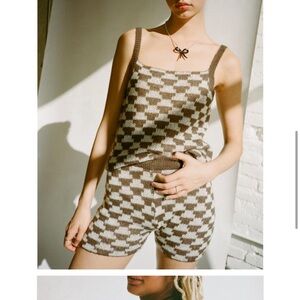 Lisa says gah | 2 piece houndstooth top and short set, size Medium  LSG